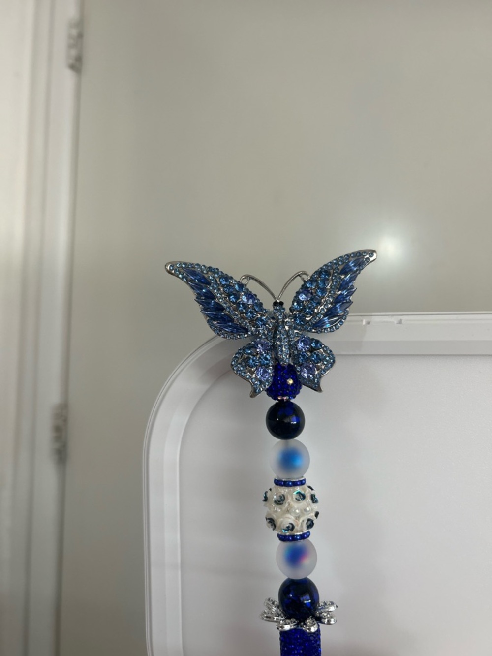 Beaded Rhinestone Pens & Luxury Toys - Picture 12 of 16